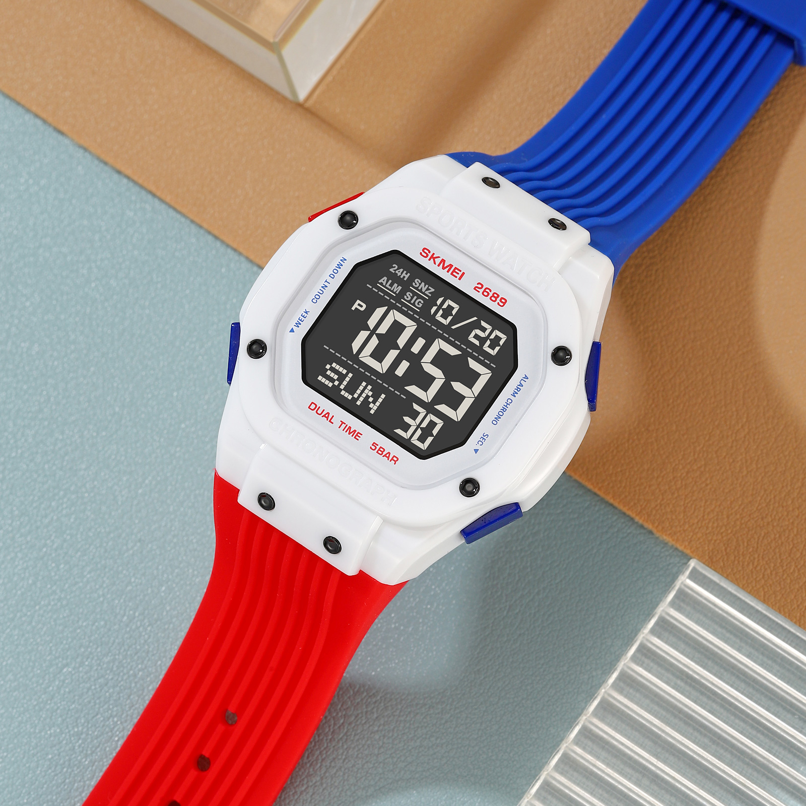 SKMEI 2689 Fashion Wristwatch  – Outdoor Lighting Electrical Box Bewertung und Preis